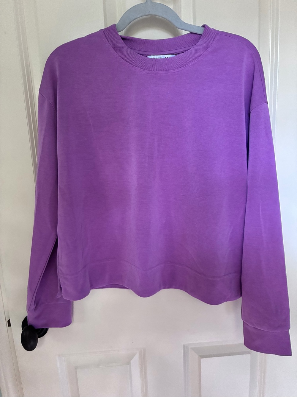 ATHLETA Vibrant Purple Women’s Crewneck Sweatshirt